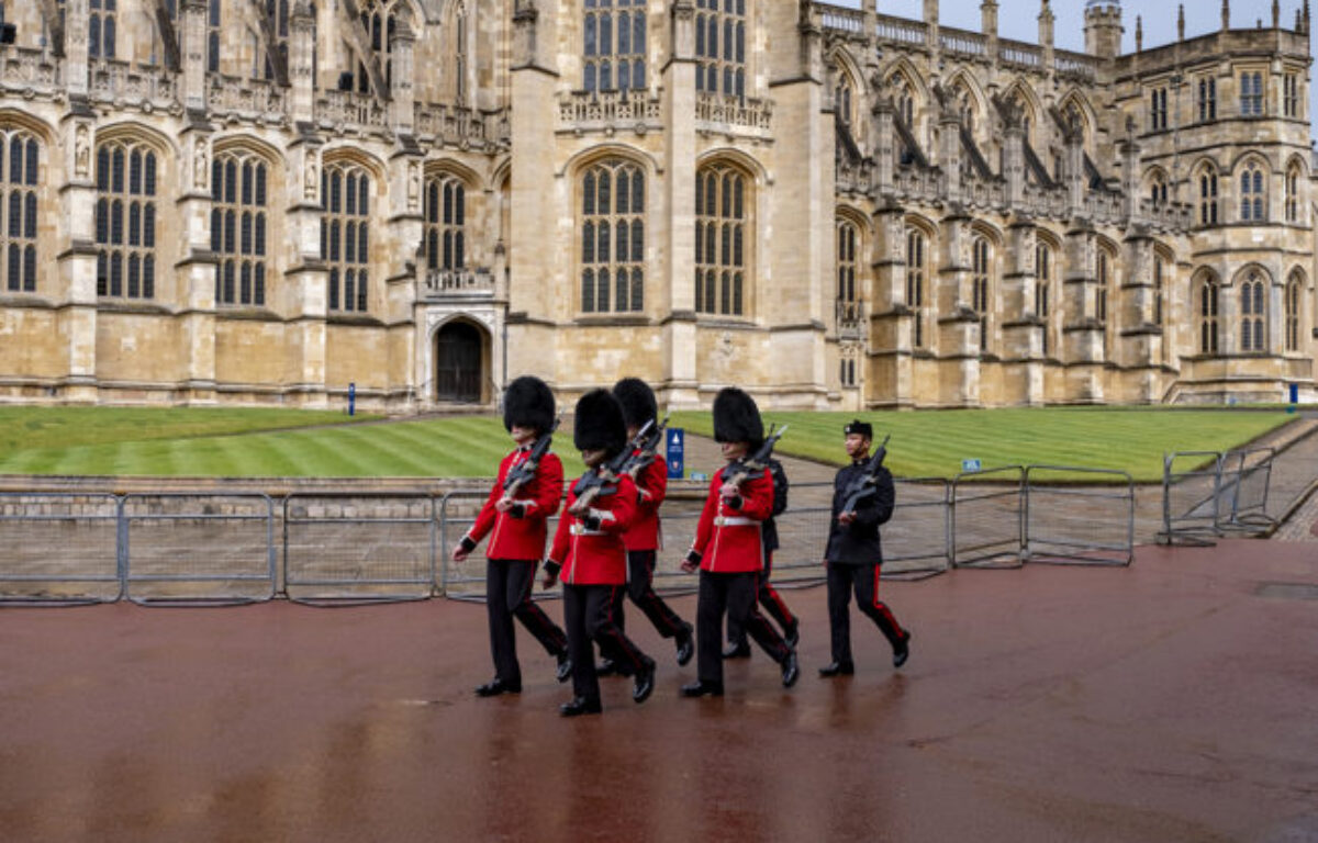 QOGLR public duties at Windsor Castle QOGLR public duties at Windsor Castle