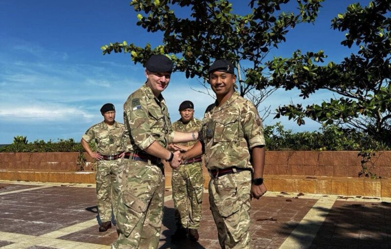 Regimental Headquarters Queen’s Gurkha Signals visit to Brunei Signal Troop Regimental Headquarters Queen’s Gurkha Signals visit to Brunei Signal Troop