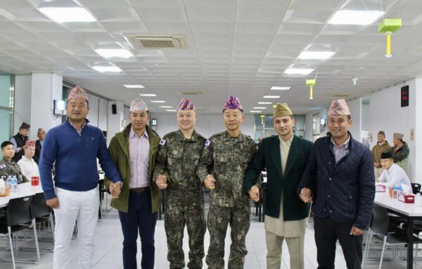 Gurkhas Train With South Korean Army Gurkhas Train With South Korean Army