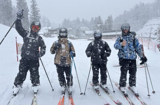 Brunei Garrison Support Troops take on Alpine Skiing in Japan