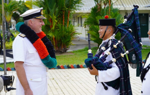 Chief of Defence People Engages with Survival Skills and Community Engagement in Brunei Chief of Defence People Engages with Survival Skills and Community Engagement in Brunei