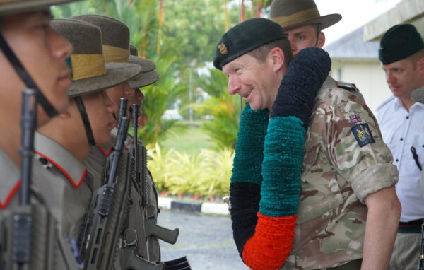 Chief of Defence People Engages with Survival Skills and Community Engagement in Brunei Chief of Defence People Engages with Survival Skills and Community Engagement in Brunei
