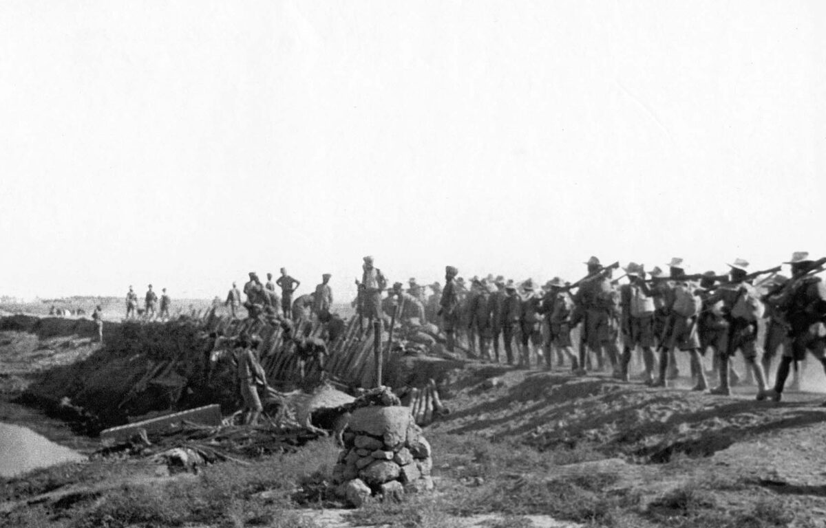 2nd Battalion marching north for the khan Baghdad Battle, Iraq, 1918