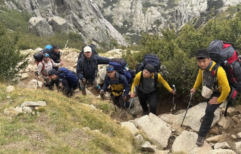 Personnel from 1 RGR Take on the Mountains in Corsica Personnel from 1 RGR Take on the Mountains in Corsica