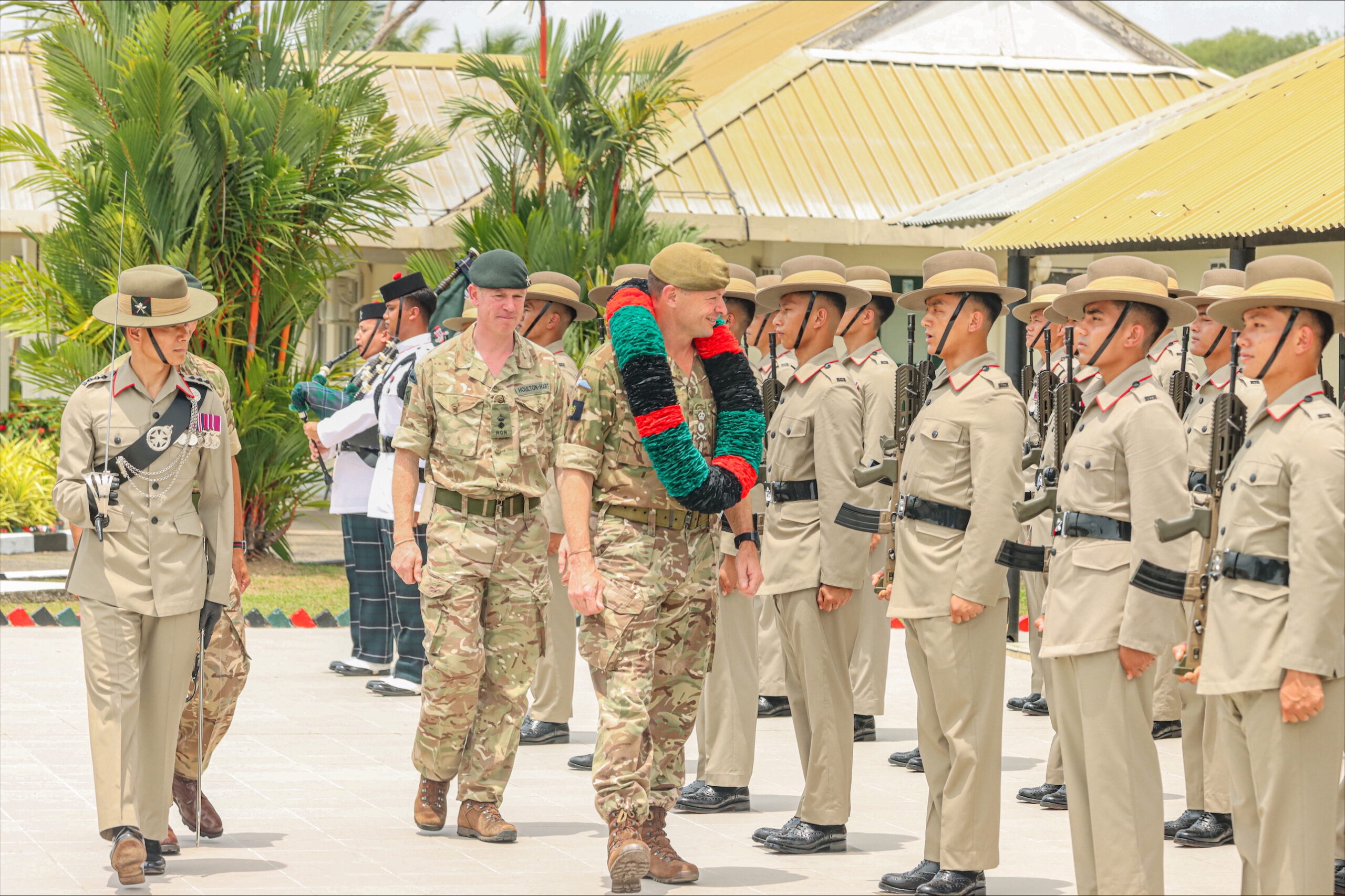 Chief of the General Staff’s Visits Troops at British Forces Brunei