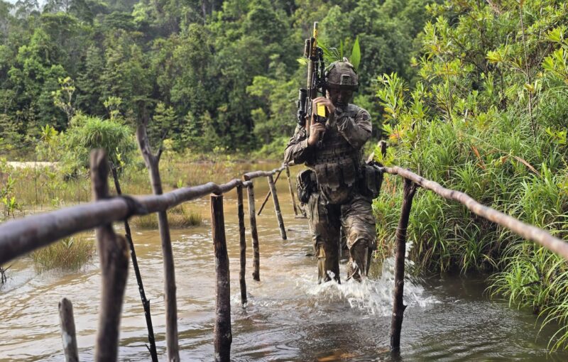 2 RGR Training to Operate in the Jungle