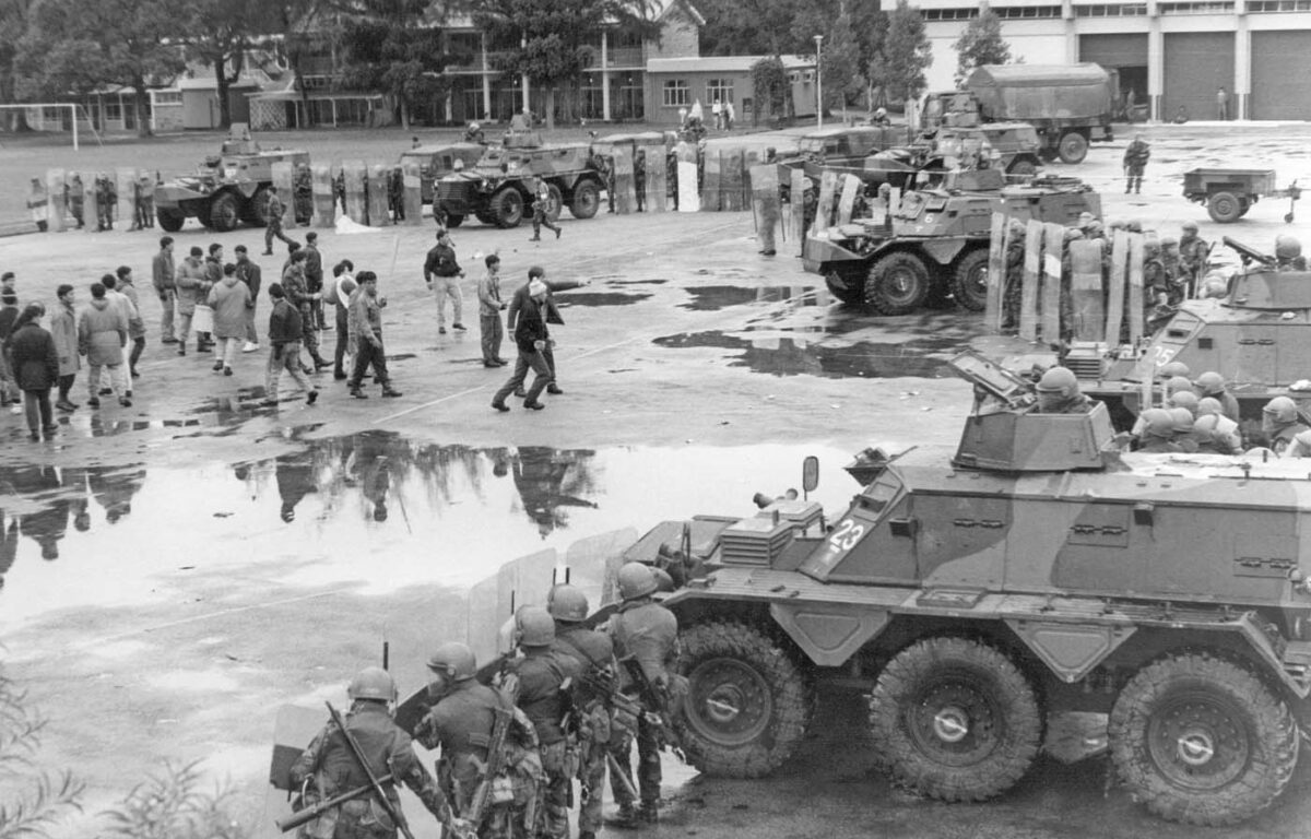 Anti -riot training Gallipoli Barracks Hing Kong 1989