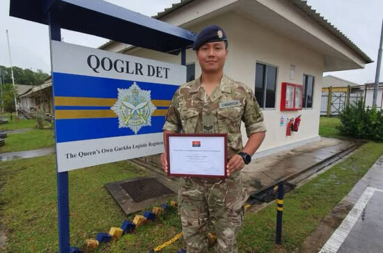 Corporal Lok Receives GOC Regional Command Commendation