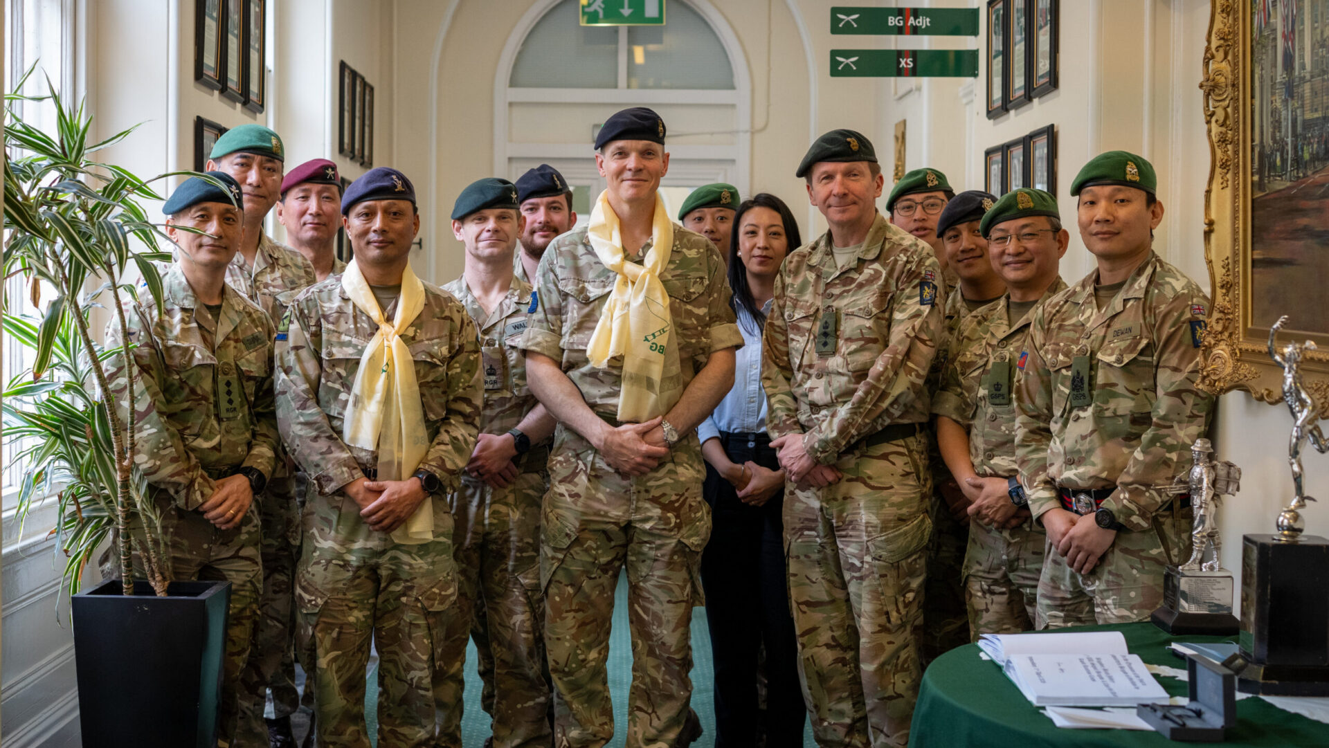 Commander 1st (UK)Signal Brigade and Gurkha Major Queen’s Gurkha Signals Visit Headquarters Brigade of Gurkhas